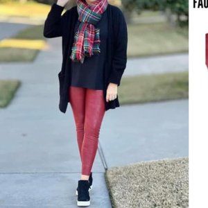 LulaRoe Luxe pleather leggings size Medium